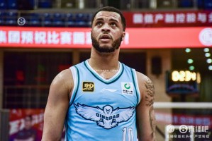 AG体育登录入口-媒体人：如何管理外援是门学问 该哄哄该骂骂恩威并用